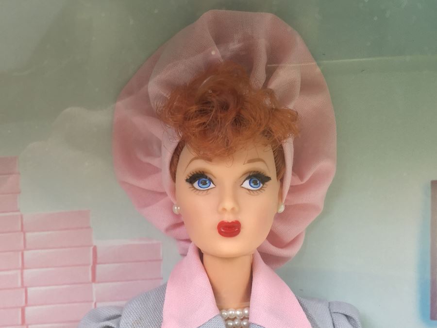 I Love Lucy Starring Lucille Ball As Lucy Ricardo Classic Edition 'Job Switching' Episode 39 Mattel 21268 New In Box Vintage 1998 [Photo 3]