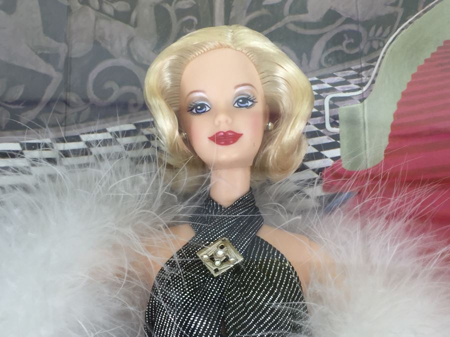 Collector Edition Steppin' Out Barbie Third In A Series Mattel 21531 New In Box Vintage 1998 [Photo 4]