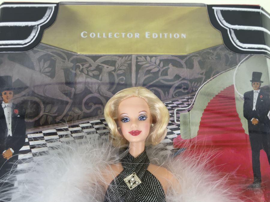 Collector Edition Steppin' Out Barbie Third In A Series Mattel 21531 New In Box Vintage 1998 [Photo 3]