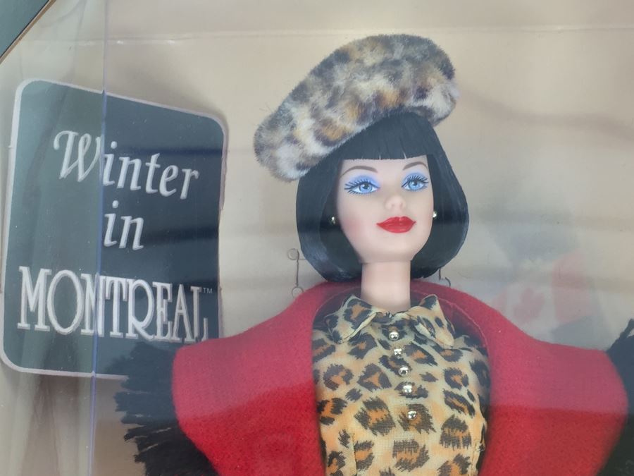 Collector Edition 1999 Winter Collection Winter In Montreal Mattel 22258 New In Box Vintage 1999 [Photo 4]