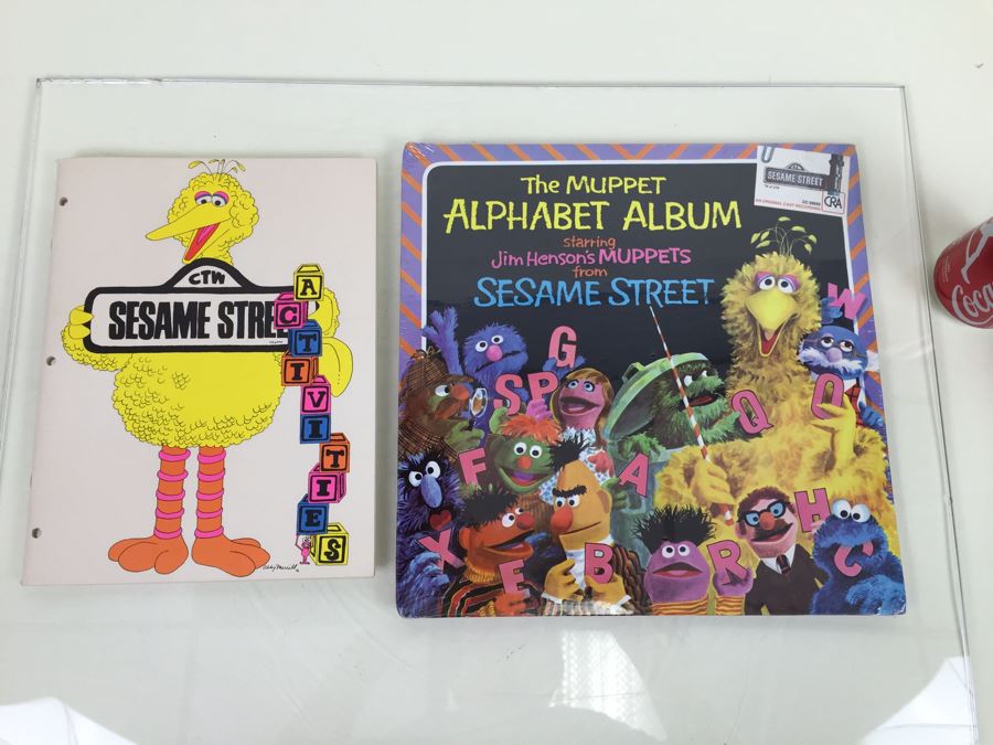 SEALED The Muppet Alphabet Album Starring Jim Henson's MUPPETS From Sesame Street CC 25503 And 1976 Sesame Street Activities Book