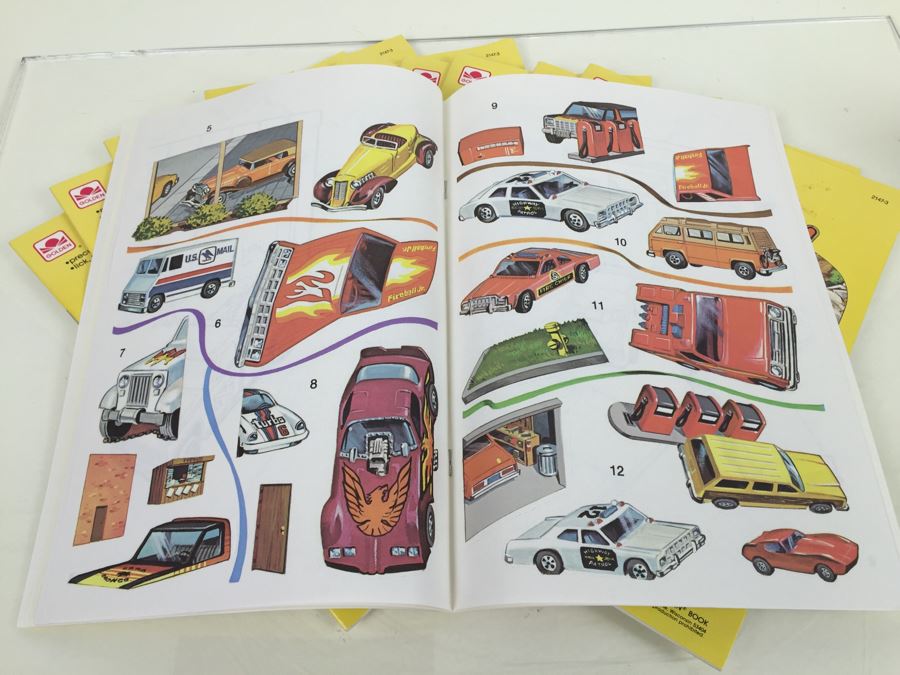 (10) Hot Wheels Sticker Fun A Golden Book New Old Stock Mattel 2147-3 Vintage 1983 [Photo 2]