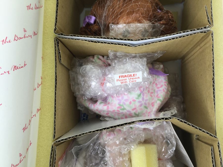 Campbell Kids 'Miss Sniffles' Vintage 1995 Danbury Mint New In Box [Photo 7]