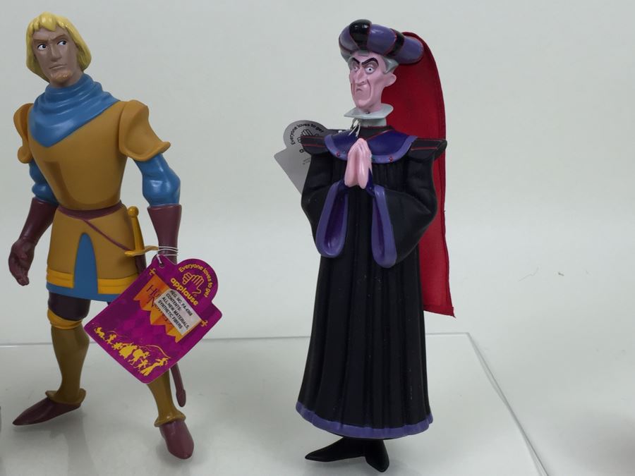 (4) Disney's The Hunchback Of Notre Dame Figurines New With Tags By Applause [Photo 3]