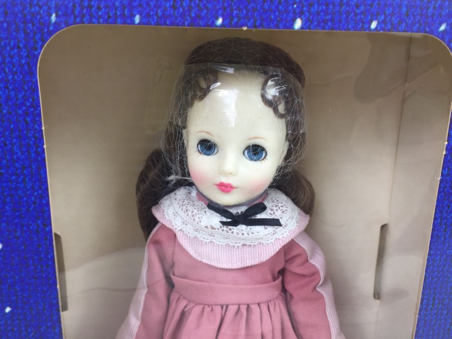 MGM's Little Women Meg 12' Collector's Doll No. 10472 By IDEAL New In Box Vintage 1976 [Photo 6]