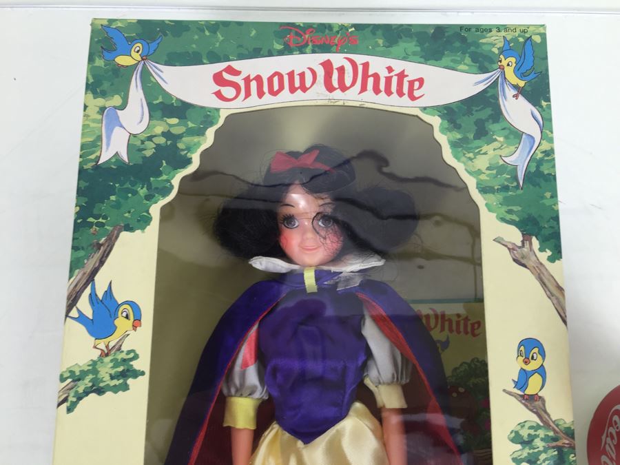 Disney's Snow White 'Snow White' 11 1/2' Full Jointed Doll New In Box By Bikin BN-1000 [Photo 3]