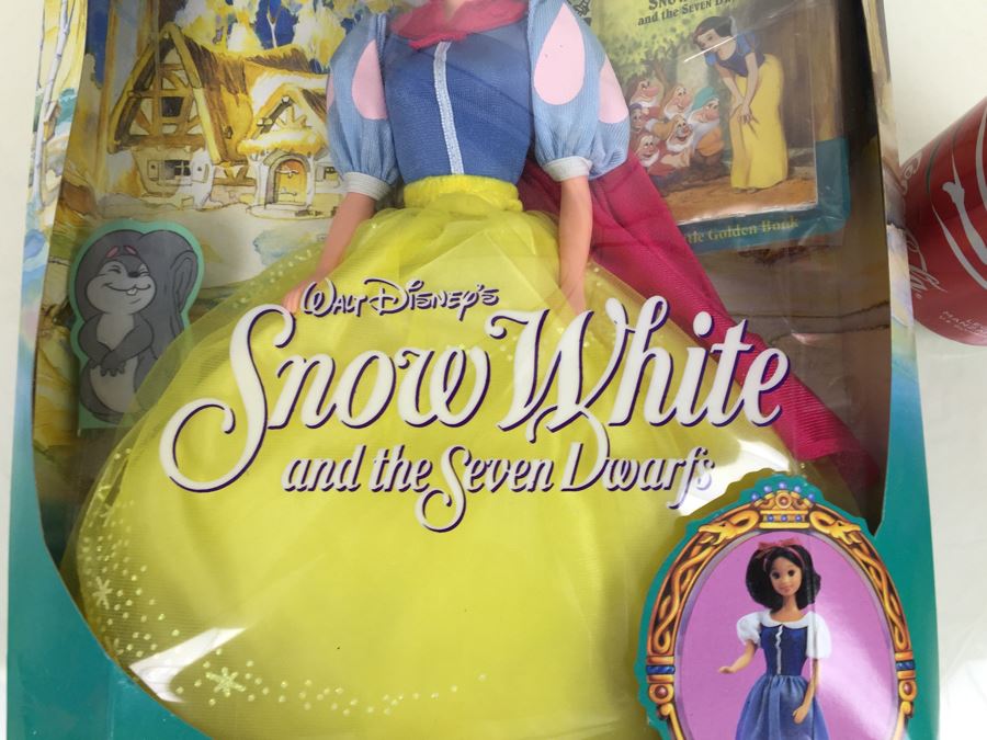 Walt Disney's Snow White And The Seven Dwarfs 'Snow White' Doll Mattel 7783 New In Box Vintage 1992 [Photo 5]