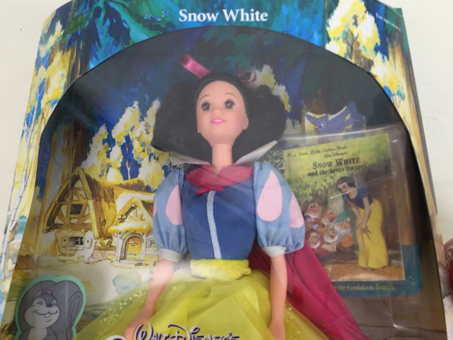 Walt Disney's Snow White And The Seven Dwarfs 'Snow White' Doll Mattel 7783 New In Box Vintage 1992 [Photo 3]