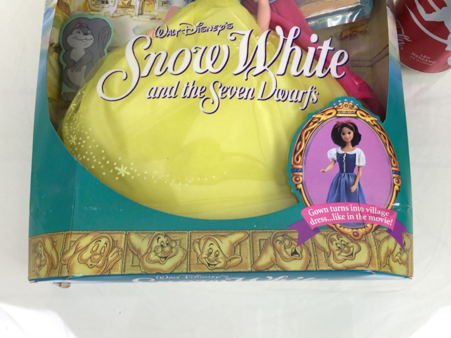 Walt Disney's Snow White And The Seven Dwarfs 'Snow White' Doll Mattel 7783 New In Box Vintage 1992 [Photo 6]