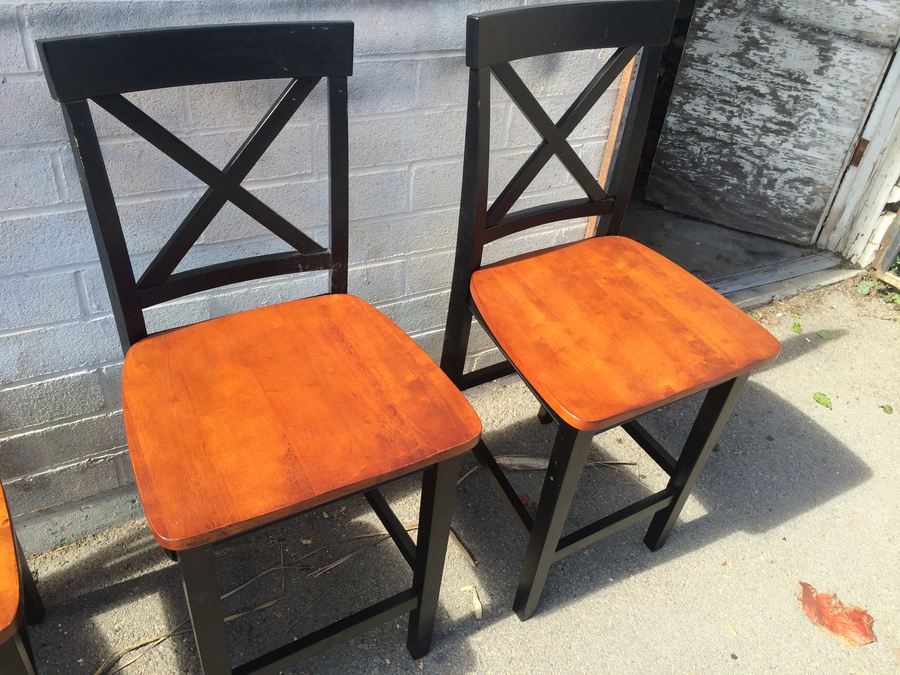 Wooden Counter Height Bar Stools [Photo 4]