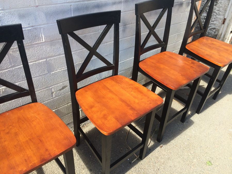 Wooden Counter Height Bar Stools [Photo 3]