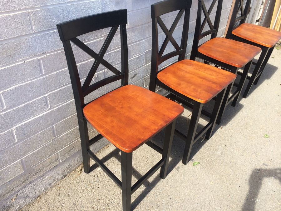 Wooden Counter Height Bar Stools [Photo 2]