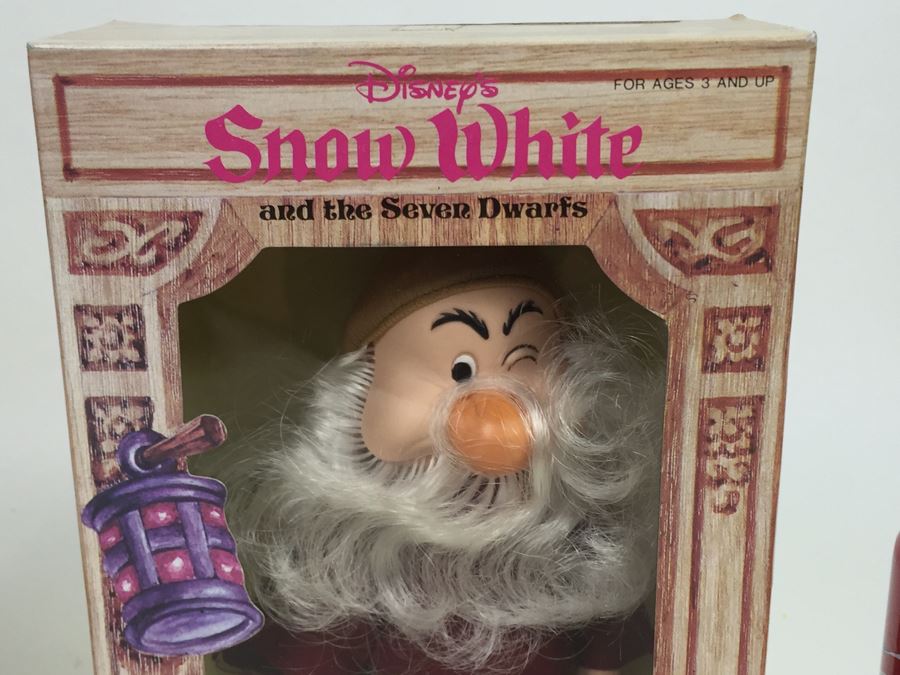 Vintage Disney's Snow White And The Seven Dwarfs 'Grumpy' And 'Doc' Figurines Action Figures Bikin New In Box [Photo 6]