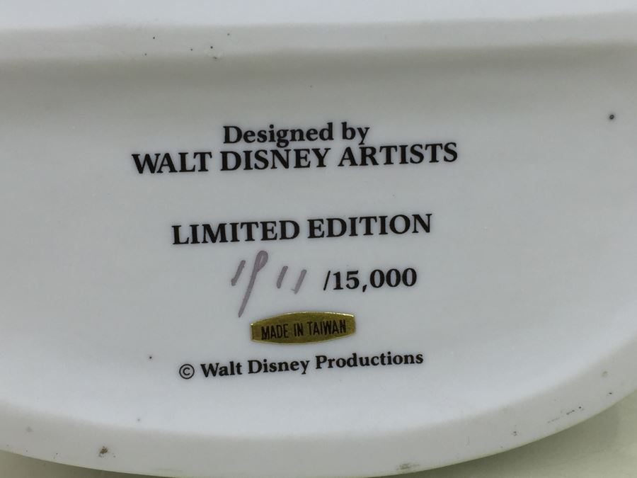 The Disney Collection Disney's Magic Memories 'The Great Mouse Detective' Limited Edition Of 15,000 [Photo 12]