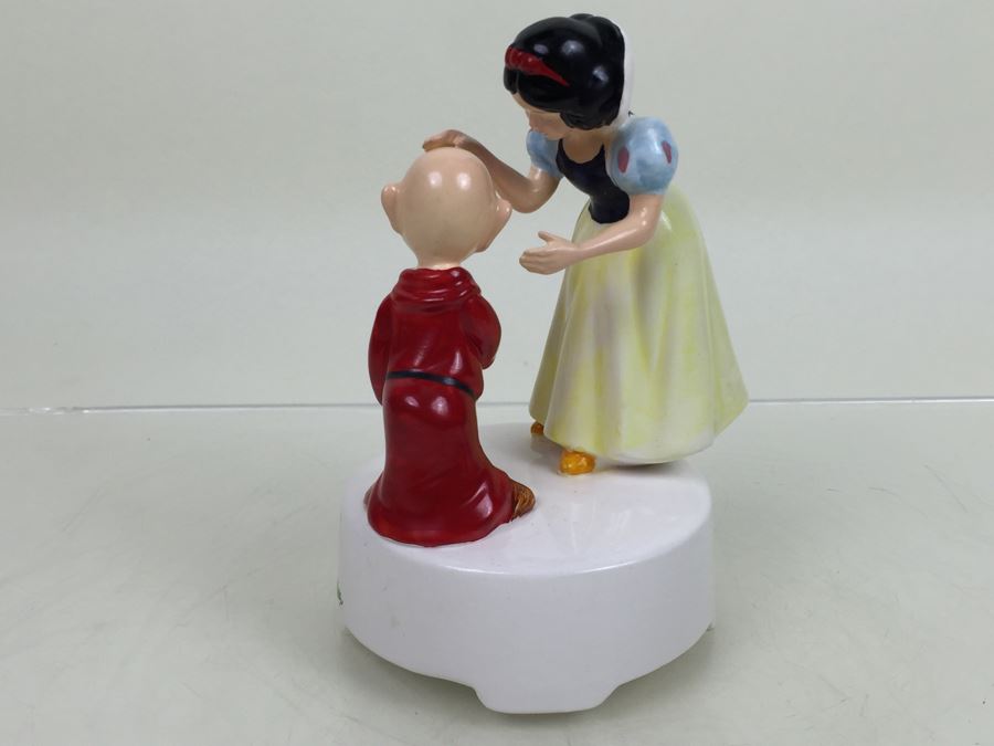 Walt Disney Company Music Box Snow White And The Seven Dwarfs [Photo 7]