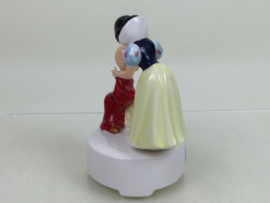 Walt Disney Company Music Box Snow White And The Seven Dwarfs [Photo 8]