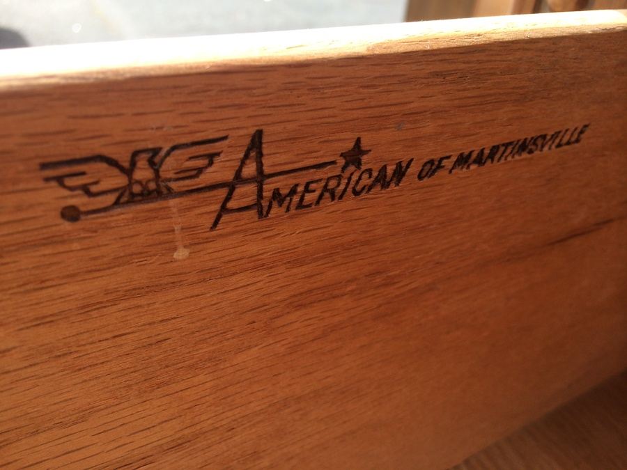 9-Drawer Dresser - American of Martinsville [Photo 5]