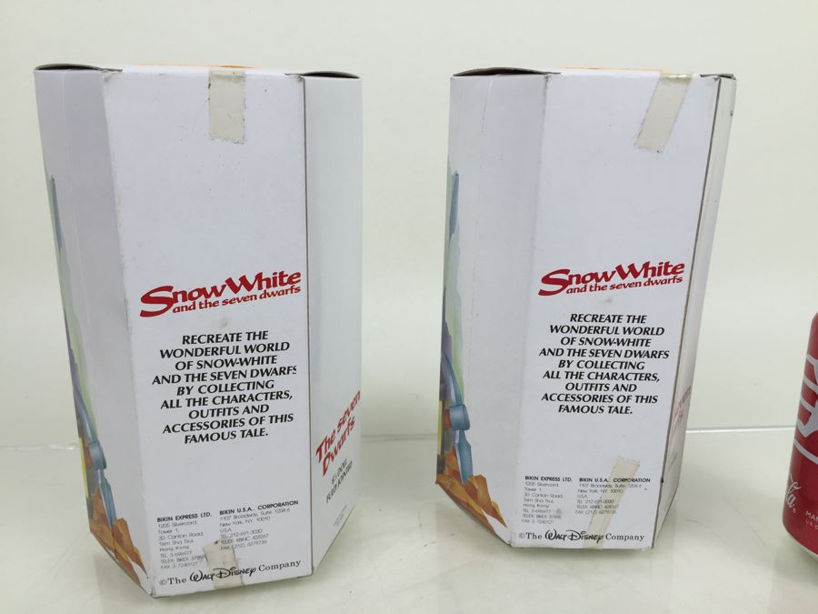 Walt Disney's Snow White And The Seven Dwarfs 'Sneezy' And 'Grumpy' 6 1/2' Doll Figurines Action Figures Bikin New In Box [Photo 2]