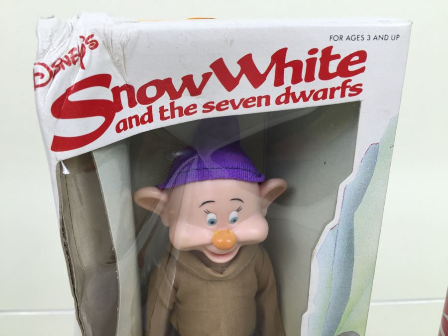 Walt Disney's Snow White And The Seven Dwarfs 'Dopey' 6 1/2' Doll Figurine Action Figure Bikin New In Box [Photo 4]