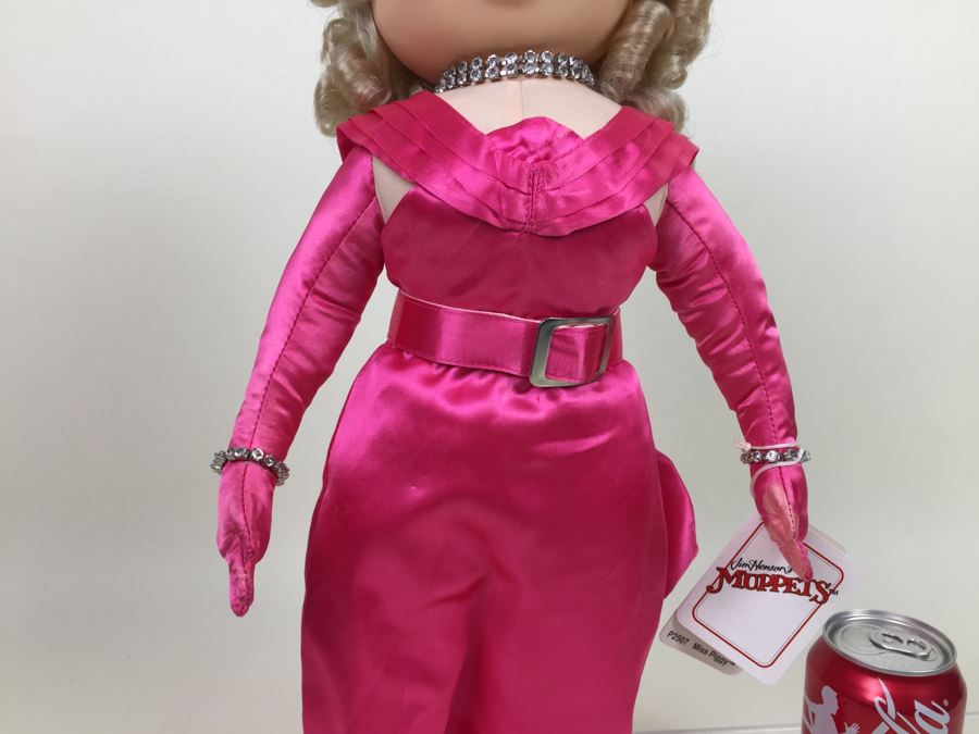 Jim Henson's Muppets Large Miss Piggy Muppet With Stand P2507 Vintage 1990 [Photo 8]