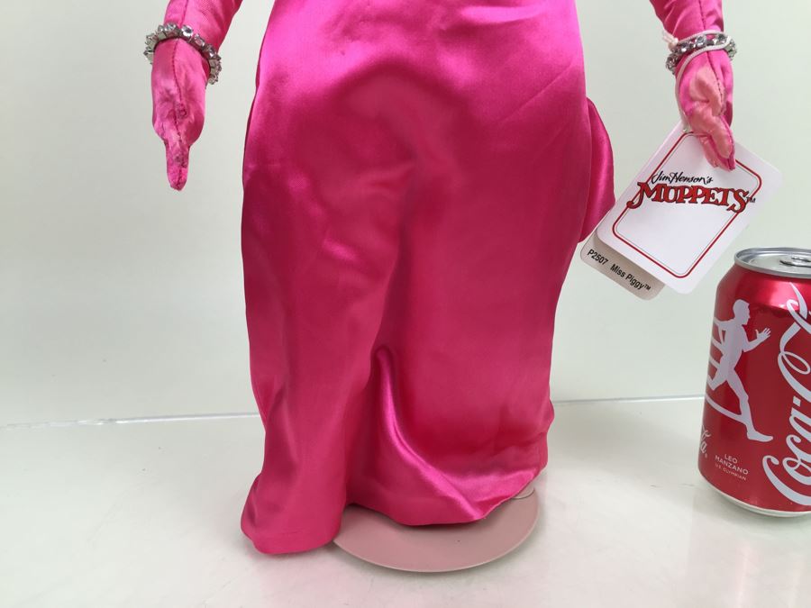 Jim Henson's Muppets Large Miss Piggy Muppet With Stand P2507 Vintage 1990 [Photo 7]