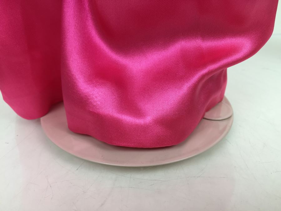 Jim Henson's Muppets Large Miss Piggy Muppet With Stand P2507 Vintage 1990 [Photo 16]