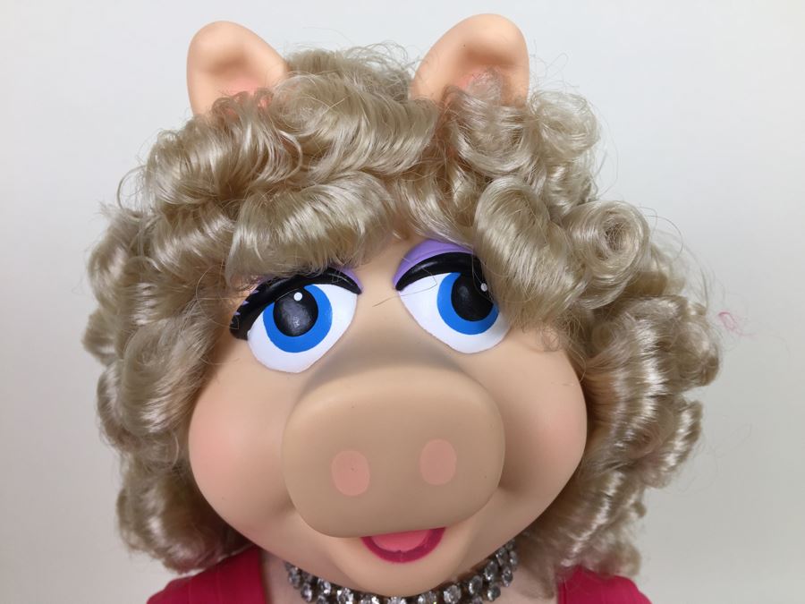 Jim Henson's Muppets Large Miss Piggy Muppet With Stand P2507 Vintage 1990 [Photo 4]