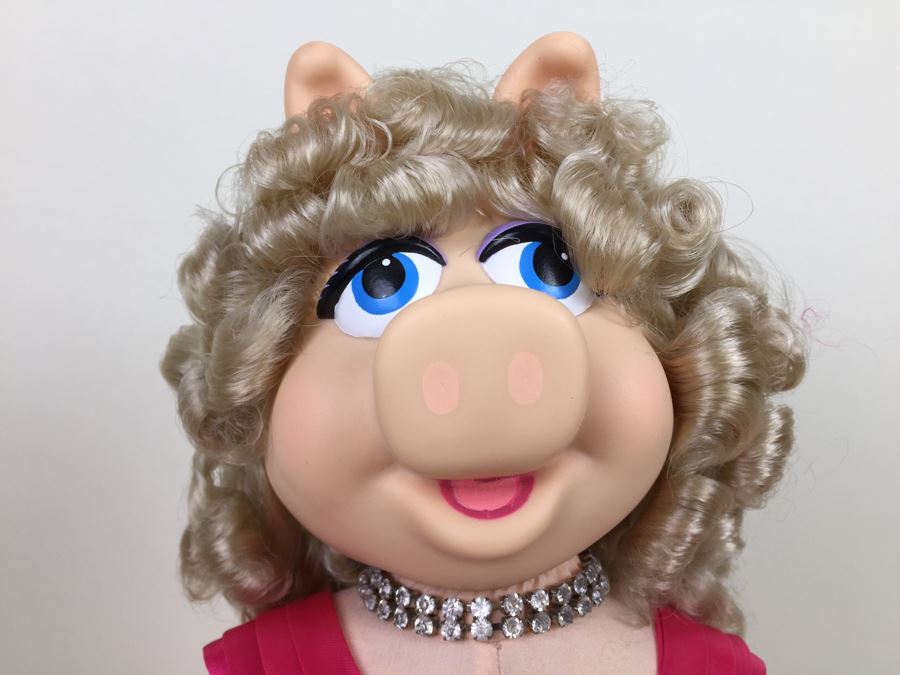 Jim Henson's Muppets Large Miss Piggy Muppet With Stand P2507 Vintage 1990 [Photo 3]