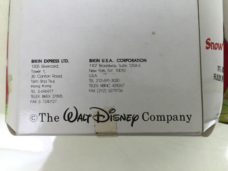 Pair Of Walt Disney's Snow White And The Seven Dwarfs 'Snow White' 11 1/2' Doll Bikin New In Box [Photo 11]
