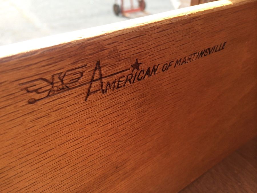 9-Drawer Dresser - American of Martinsville [Photo 3]