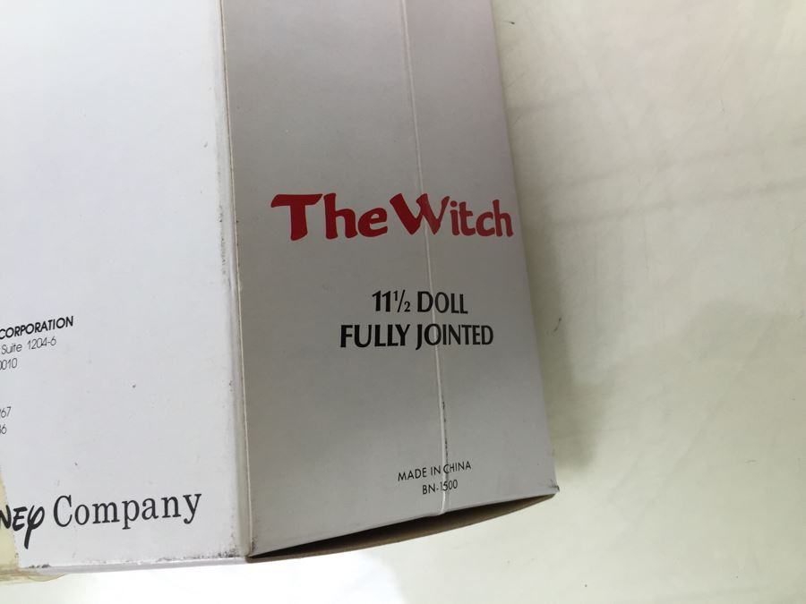 Walt Disney's Snow White And The Seven Dwarfs 'The Witch' 11 1/2' Doll Bikin New In Box [Photo 8]