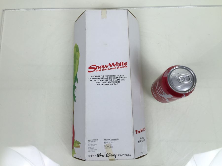 Walt Disney's Snow White And The Seven Dwarfs 'The Witch' 11 1/2' Doll Bikin New In Box [Photo 2]