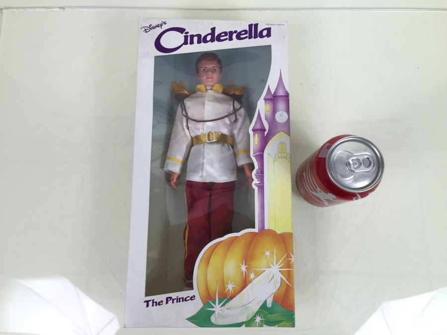 Walt Disney's Snow White And The Seven Dwarfs 'The Prince' 11 1/2' Doll Bikin New In Box