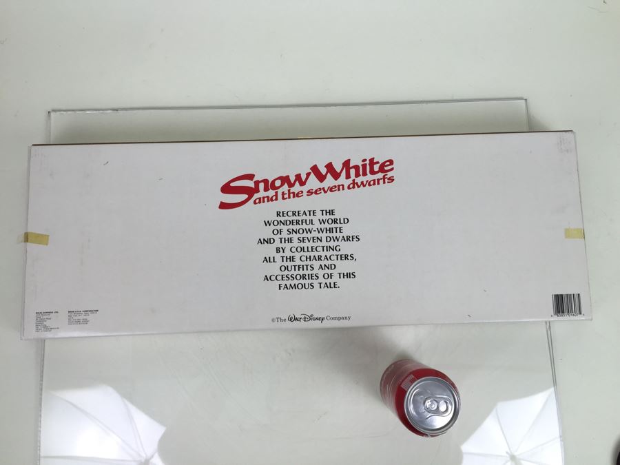 Disney's Snow White And The Seven Dwarfs All Seven Dwarfs New In Box Bikin [Photo 2]