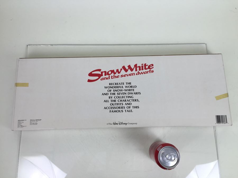 Disney's Snow White And The Seven Dwarfs All Seven Dwarfs New In Box Bikin [Photo 2]