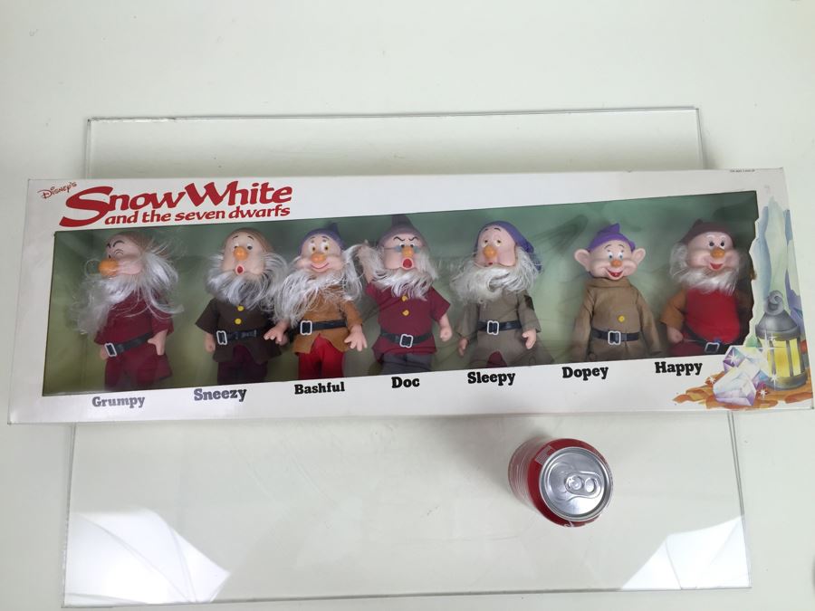 Disney's Snow White And The Seven Dwarfs All Seven Dwarfs New In Box Bikin [Photo 1]