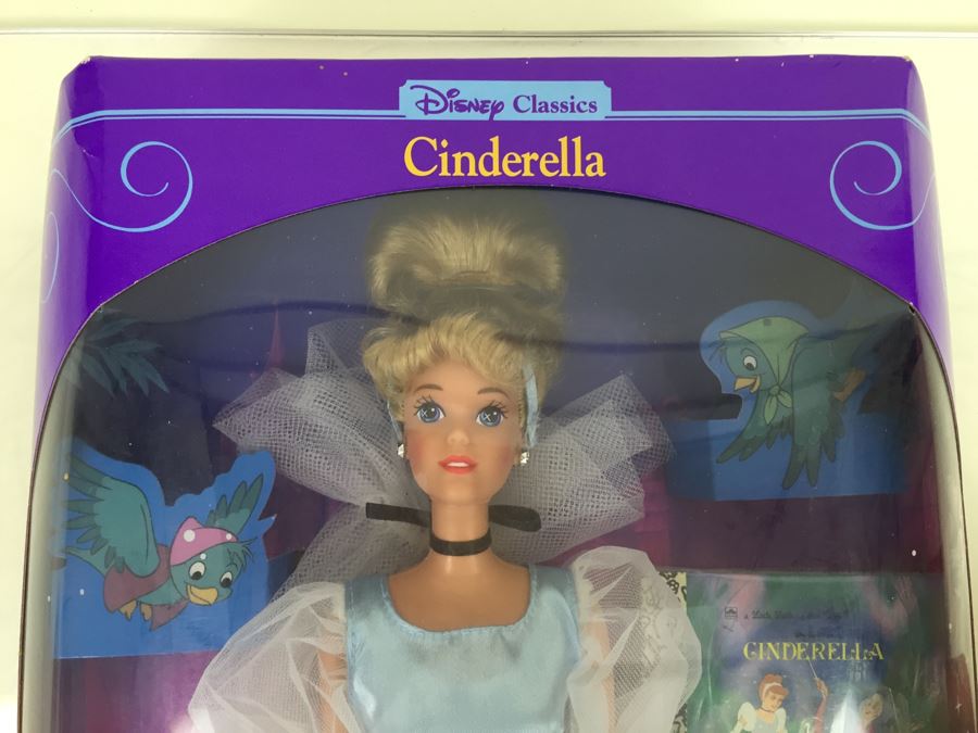 Disney Classics Cinderella Doll With 1st Edition Cinderella Little Little Golden Book Mattel 1624 Vintage 1991 New In Box [Photo 4]