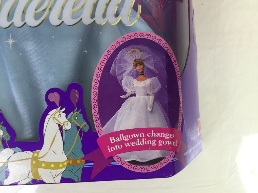 Disney Classics Cinderella Doll With 1st Edition Cinderella Little Little Golden Book Mattel 1624 Vintage 1991 New In Box [Photo 7]