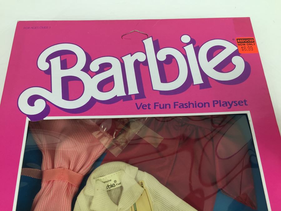 Barbie Vet Fun Fashion Playset Mattel 9267 Vintage 1984 New In Box [Photo 4]