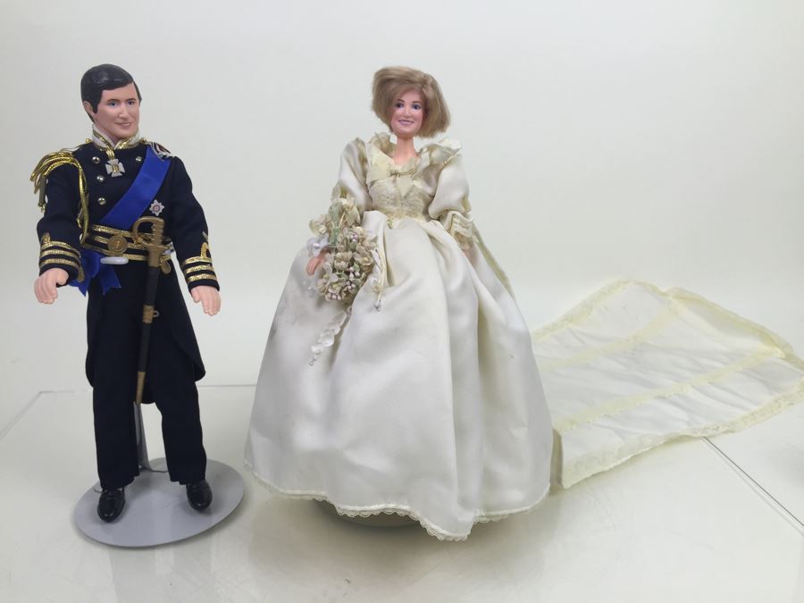 Prince Charles And Lady Diana Dolls With Stands [Photo 5]