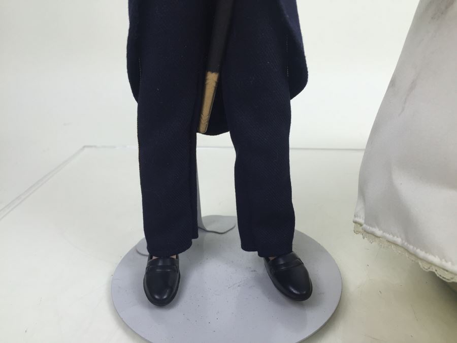 Prince Charles And Lady Diana Dolls With Stands [Photo 11]