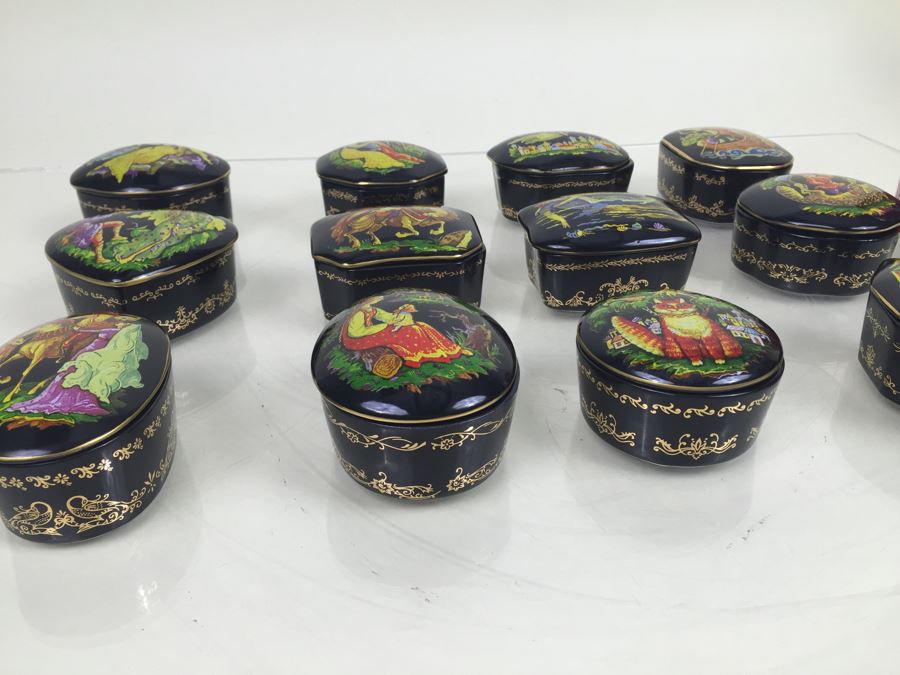 Set Of 12 The Franklin Mint Fine Porcelain Painted Covered Boxes [Photo 2]