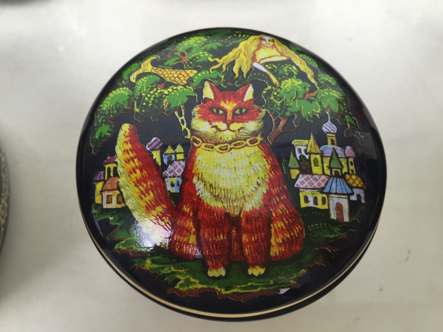 Set Of 12 The Franklin Mint Fine Porcelain Painted Covered Boxes [Photo 3]