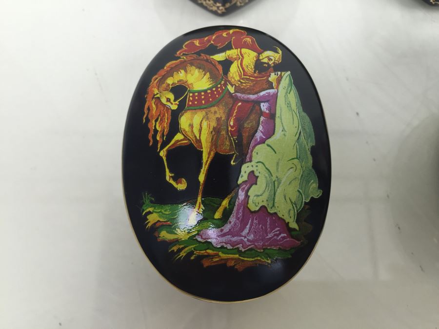 Set Of 12 The Franklin Mint Fine Porcelain Painted Covered Boxes [Photo 5]