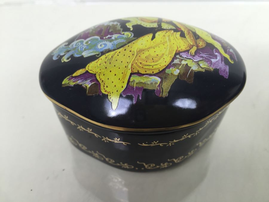 Set Of 12 The Franklin Mint Fine Porcelain Painted Covered Boxes [Photo 24]