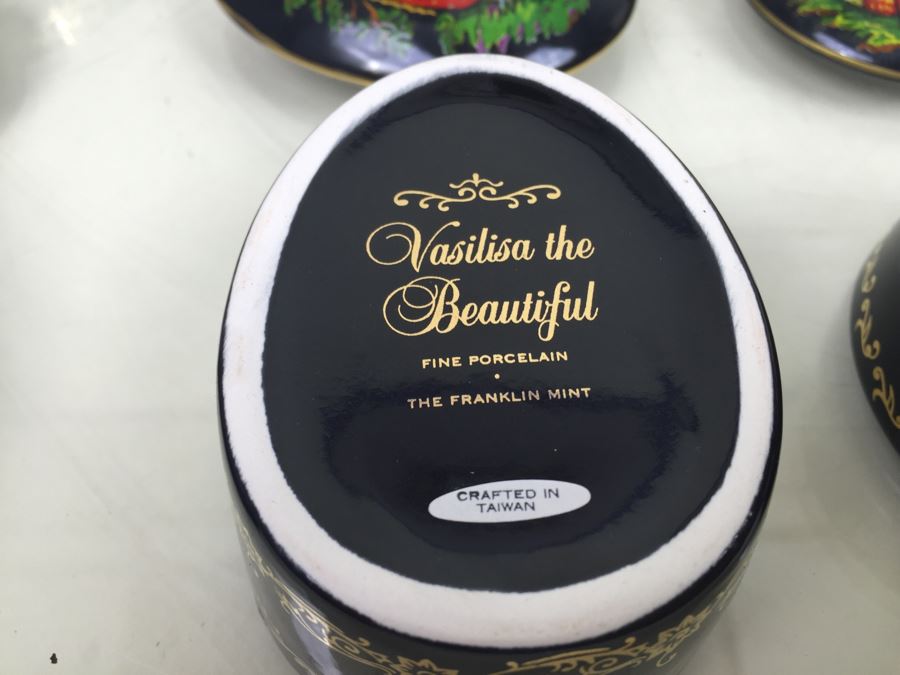 Set Of 12 The Franklin Mint Fine Porcelain Painted Covered Boxes [Photo 36]