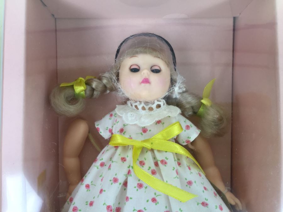 Ginny Vogue Dolls New In Box With Roller Skating Fashion Ensemble Vintage  [Photo 32]