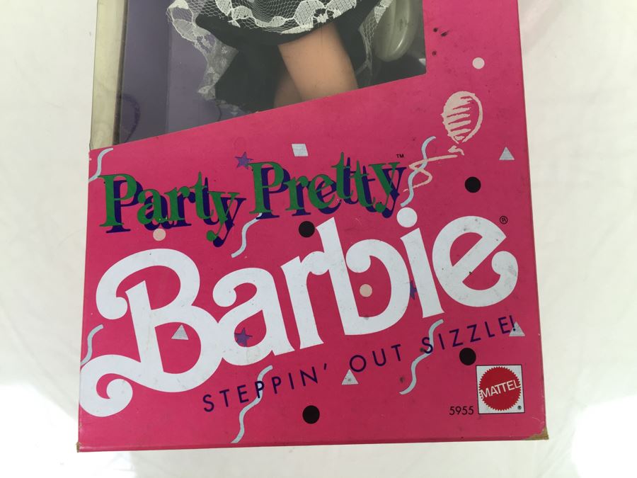 Party Pretty Barbie Doll Mattel 5955 New In Box Vintage 1990 Target [Photo 3]