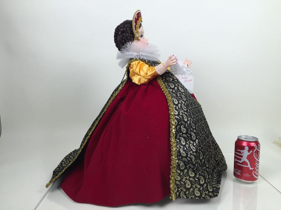 LARGE Madame Alexander Doll 'Mary Queen Of Scots' New With Tags And Stand [Photo 4]