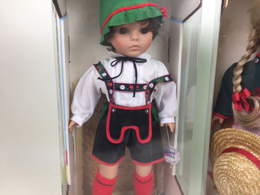 Pair Of Original Lissi Dolls Made In Germany New In Box Limited Issue Partly Hand-Made In Old German Toy Factory [Photo 3]